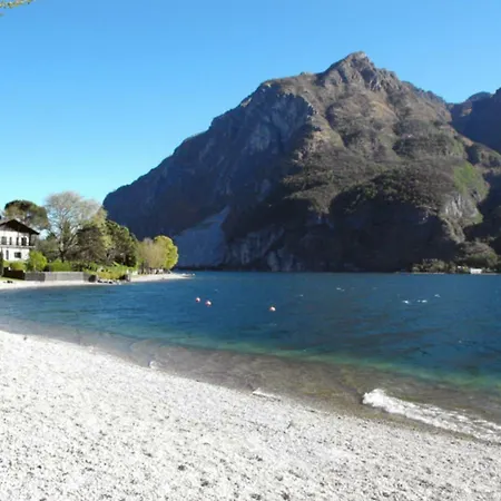 Il Rifugio Del Viandante Lake Prázdninový dům *